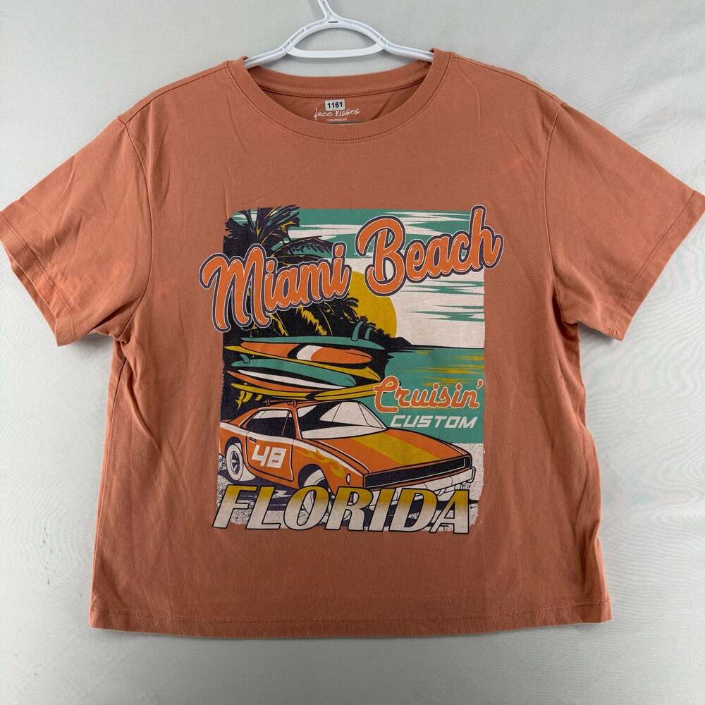 1161 Women’s Free Kisses Los Angeles Miami Beach Florida T-Shirt
